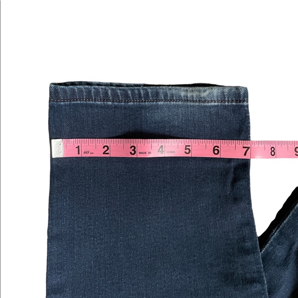 Kut from the Kloth jeans - Picture 6 of 11